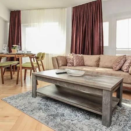 Victoria 99 Sqm Luxury Bukarest
