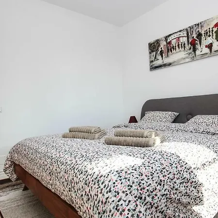 Διαμέρισμα Victoria 99 Sqm Luxury